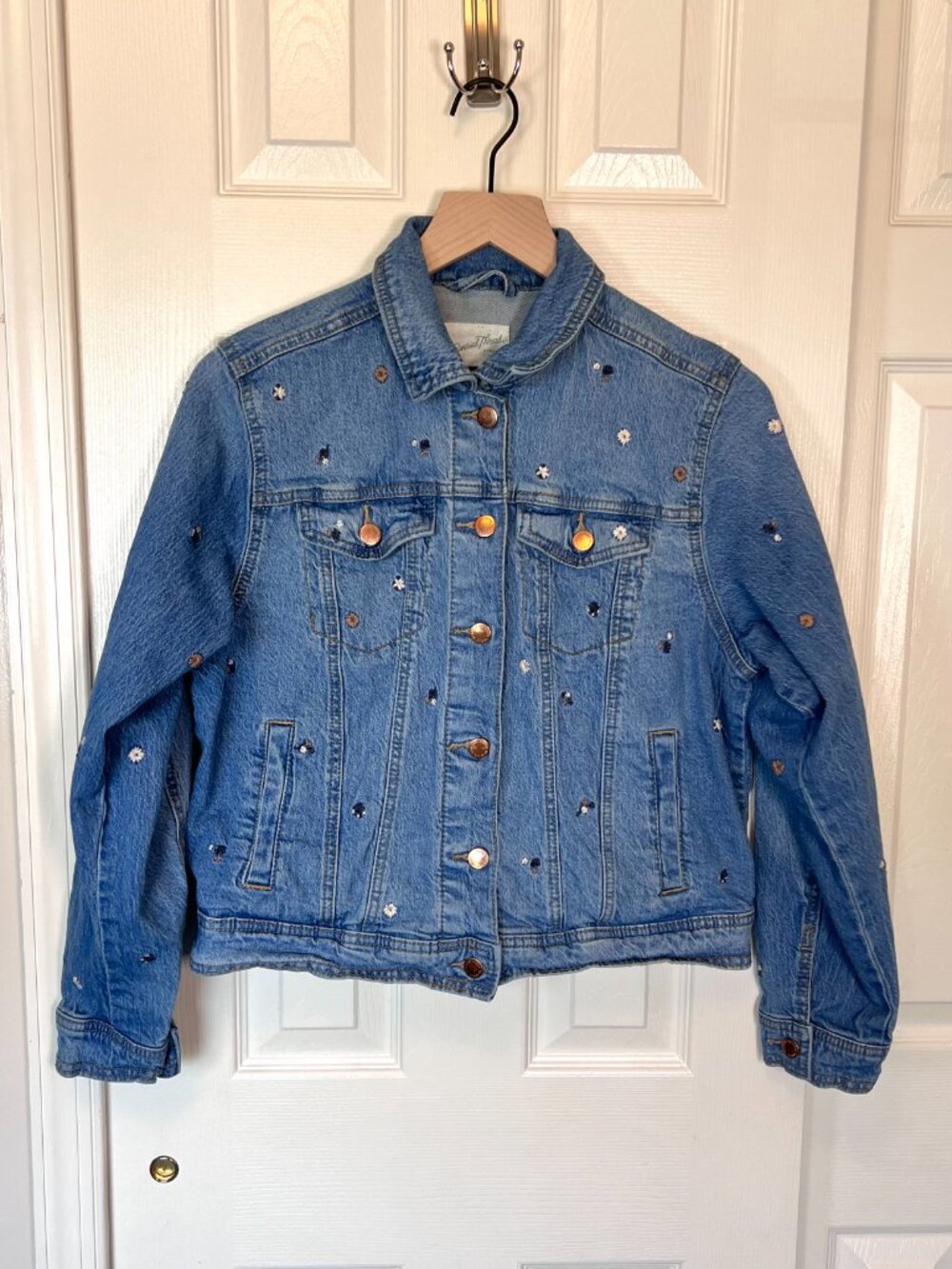 Universal Thread Flower Embroidered Denim Jacket Blue Size Small Girlie Boho